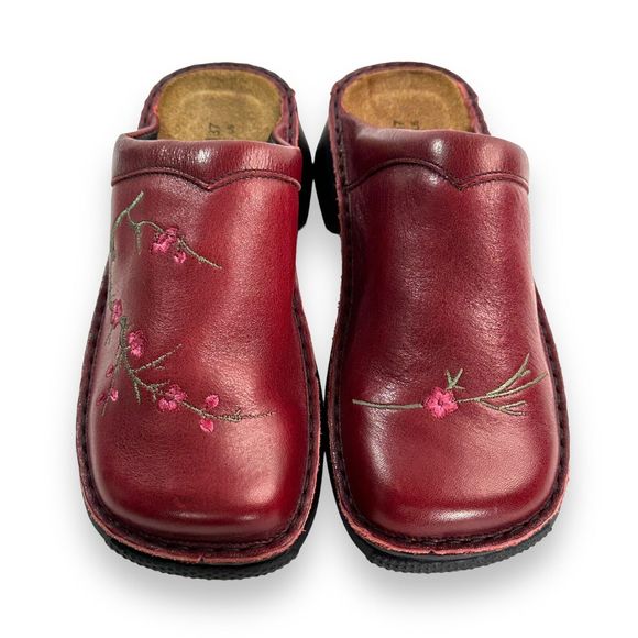 NAOT Mule Clog Shoe Sz EU 37 US 6 Red Leather Kimono Cherry Blossom Slip Ons - Picture 1 of 10
